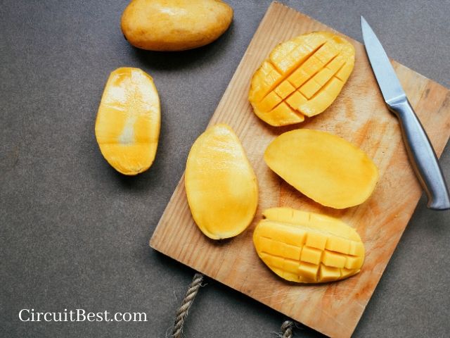 7 Things That Happen If You Eat Mango Every Day